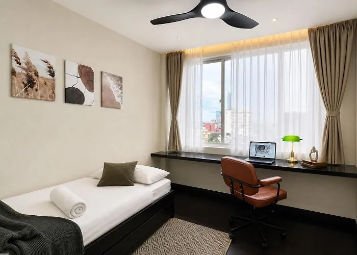 The Architect - 3br In Poblacion, Bar Kitchen, Views Manila