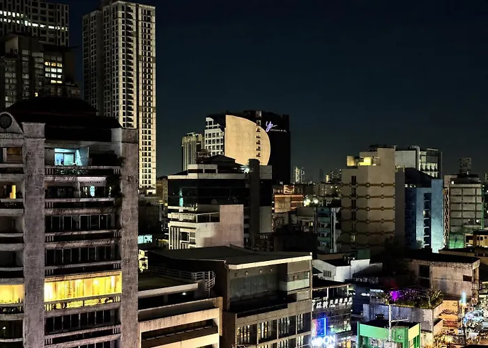 The Architect - 3br In Poblacion, Bar Kitchen, Views